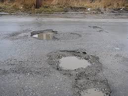 Gauteng Roads and Transport Department underspent by R637 million in 2019/20, while road infrastructure continues crumbling with potholes